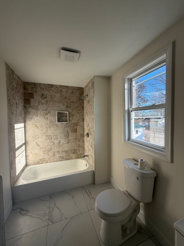 Building Photo - 12 Winthrop St