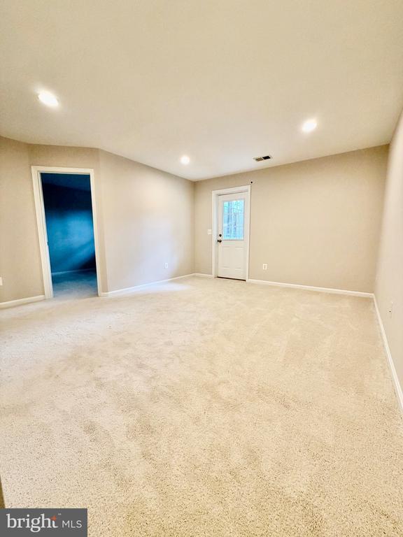 Building Photo - 15519 Exmore Ct