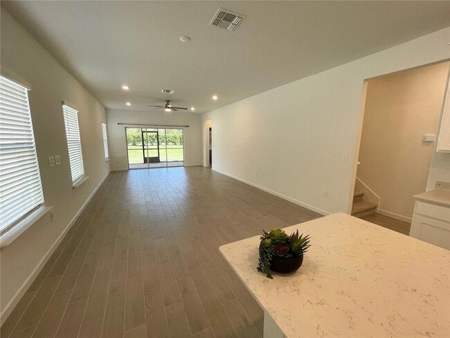 Building Photo - 1979 NW 44th Court Rd