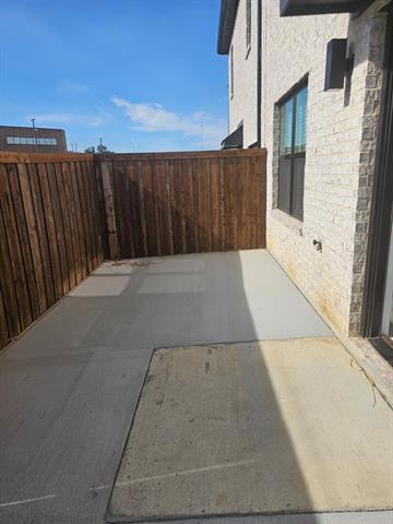 Building Photo - 4456 Fatima Dr