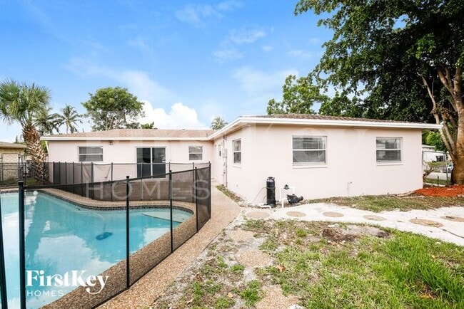 Building Photo - 6621 Pebble Beach