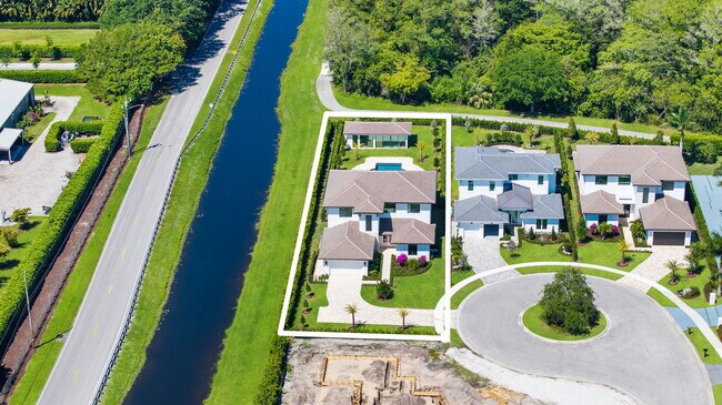 Building Photo - 3192 Blue Cypress Ln