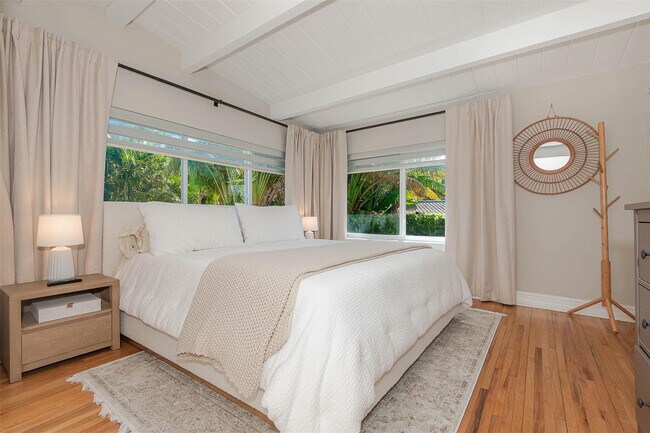 Building Photo - 1936 Harbour Inlet Dr