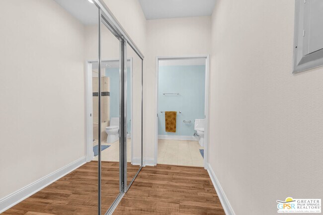 Building Photo - 3657 Quiet Side St