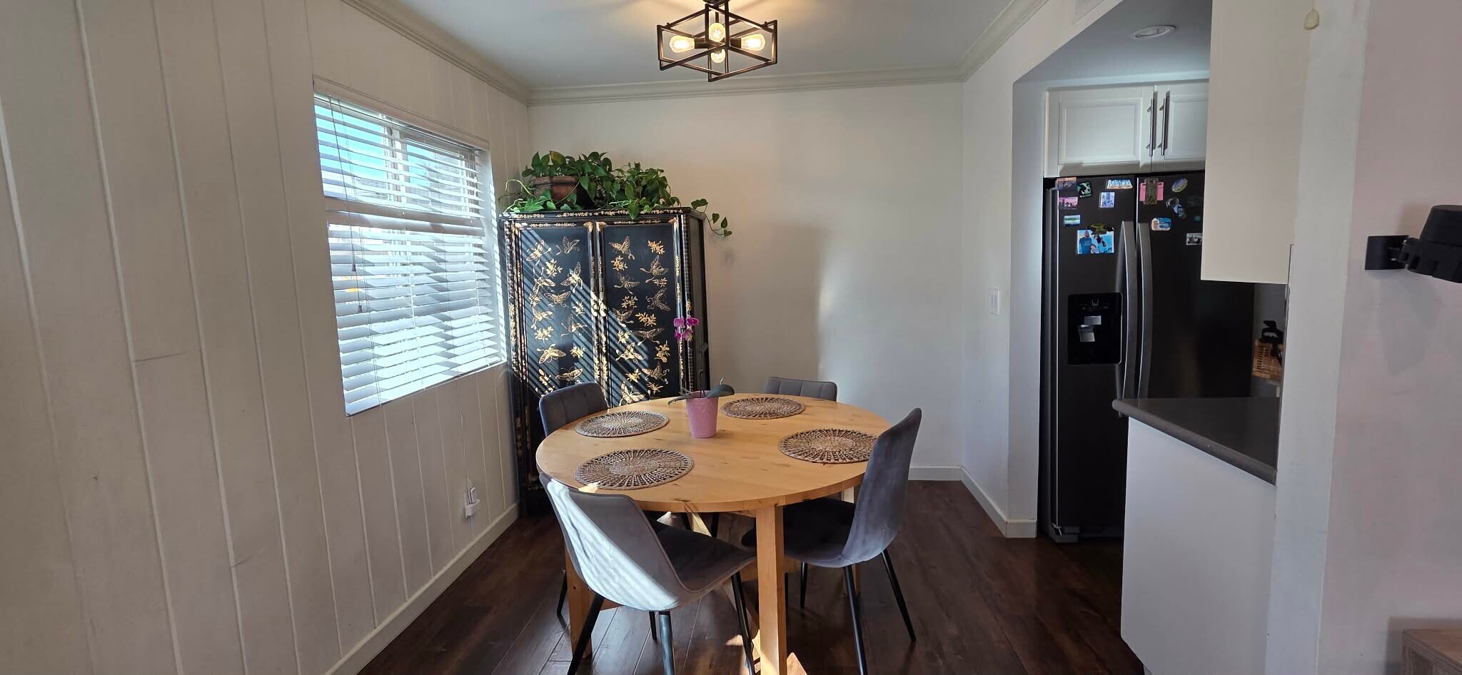 Building Photo - 6017 Via Breve