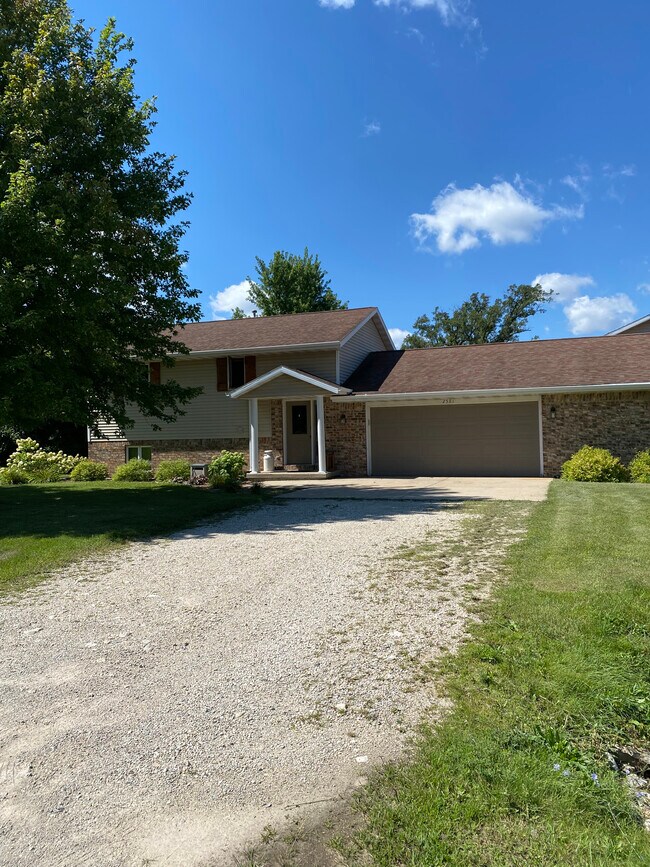 Primary Photo - 2581 Jody Dr