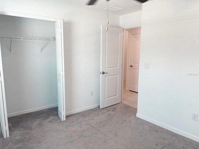 Building Photo - 5487 Blue Azure Dr