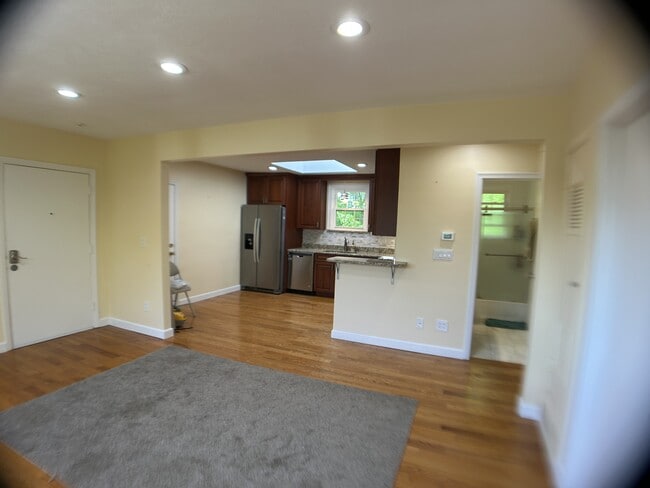 Building Photo - 41 Davis Ave