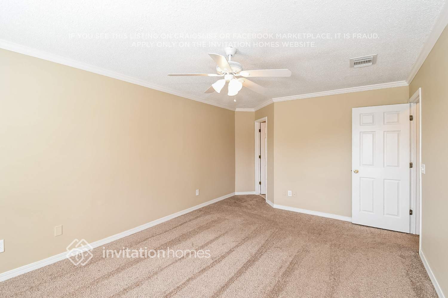 Building Photo - 9044 Camshire Dr