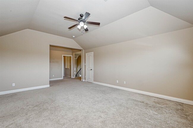 Building Photo - 27415 Blinkwood Park