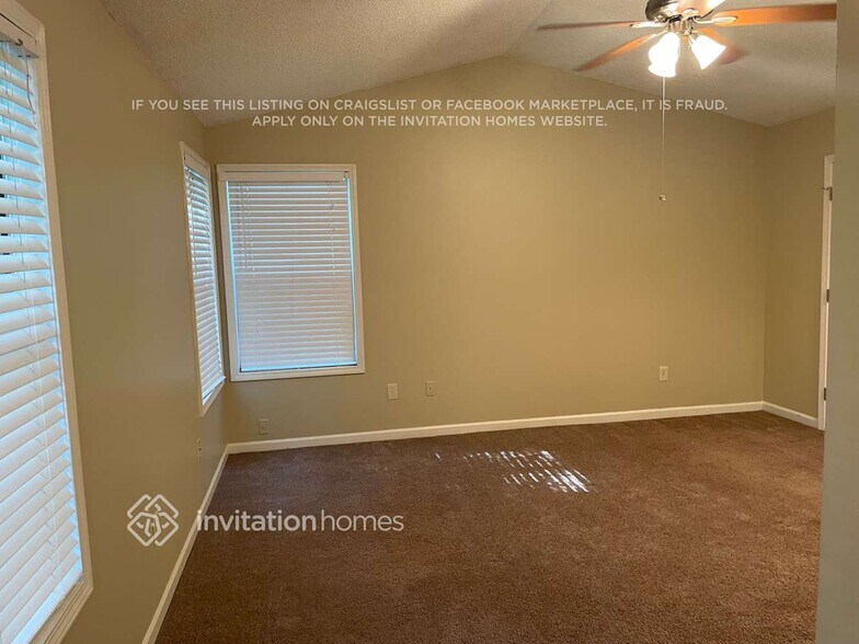 Building Photo - 1495 Chaseway Cir