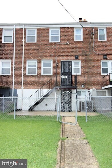 Building Photo - 1612 Sherwood Ave