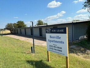 Building Photo - BEEVILLE