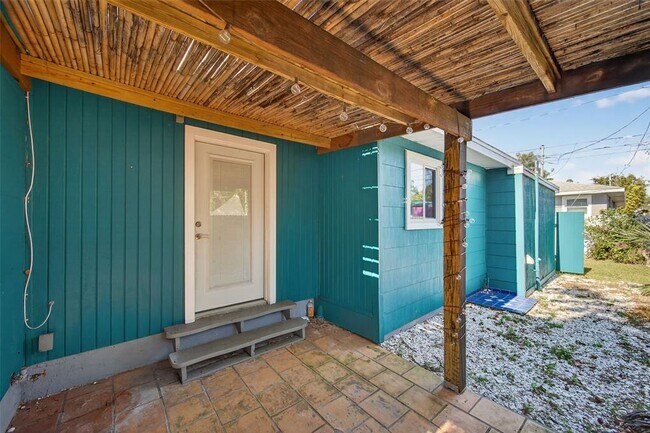 Building Photo - 2470 47th St S