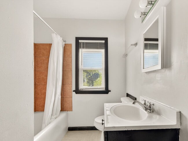 Building Photo - 81 Baier Dr