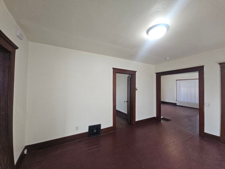 Dining Room - 106 Cherry St