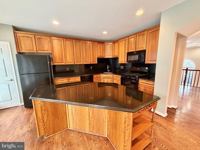 Building Photo - 3344 Wilton Crest Ct