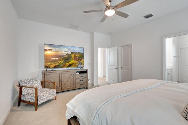 Building Photo - 19742 Split Rail Run