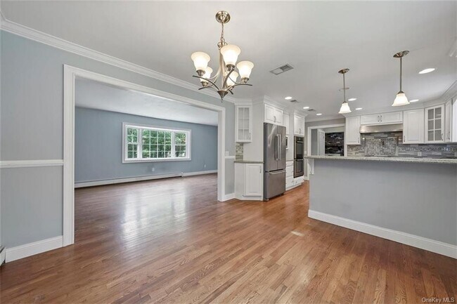 Building Photo - 138 Barnes Rd