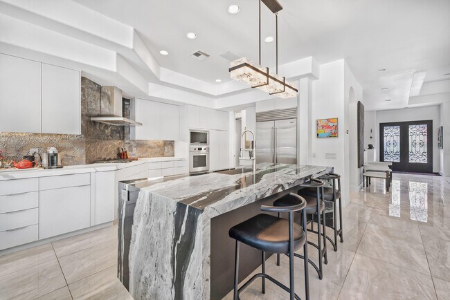 Building Photo - 4 Mesquite Ridge Ln