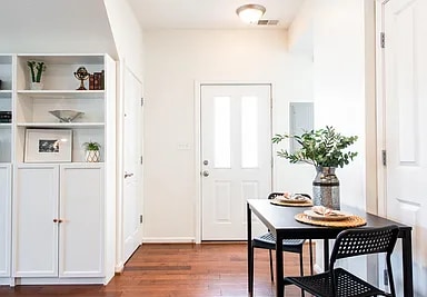 Building Photo - 532 E Saint Catherine St