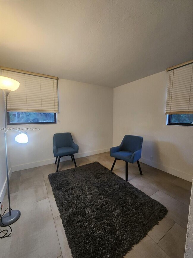 Building Photo - 8419 Forest Hills Dr