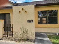 Building Photo - 2/2 Condo in SE Ocala