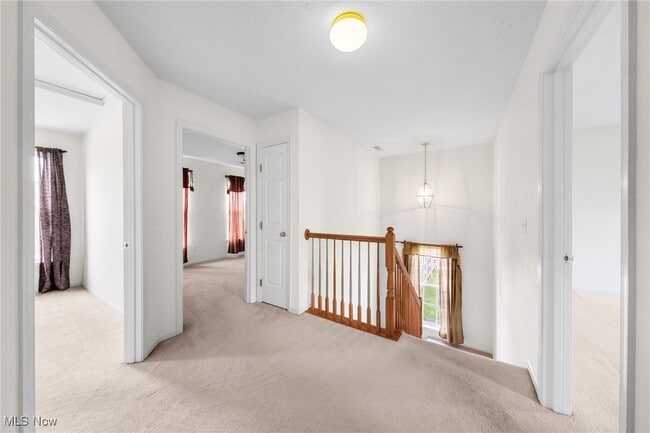 Building Photo - 126 Granite Ct