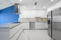 Building Photo - 20904 Leeward Ct