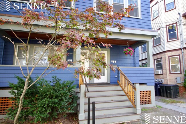 Building Photo - 8 Adams Terrace