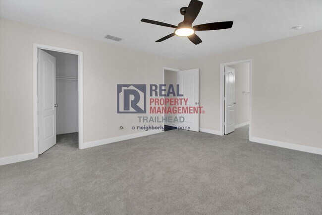 Building Photo - Beautiful 4 Bedroom/2 Bath Open Concept Home