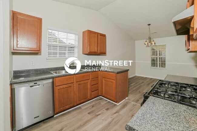 Building Photo - 3 Bedroom Pet-Friendly Home in CORRYTON, T...