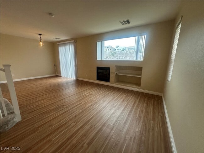 Building Photo - 760 Solitude Point Ave