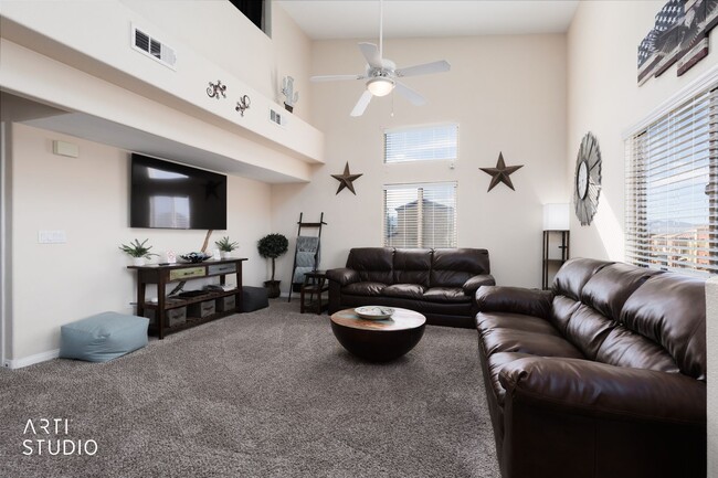 Building Photo - Beautiful 3-bedroom 2-bathroom located in the Hawk Ridge Community