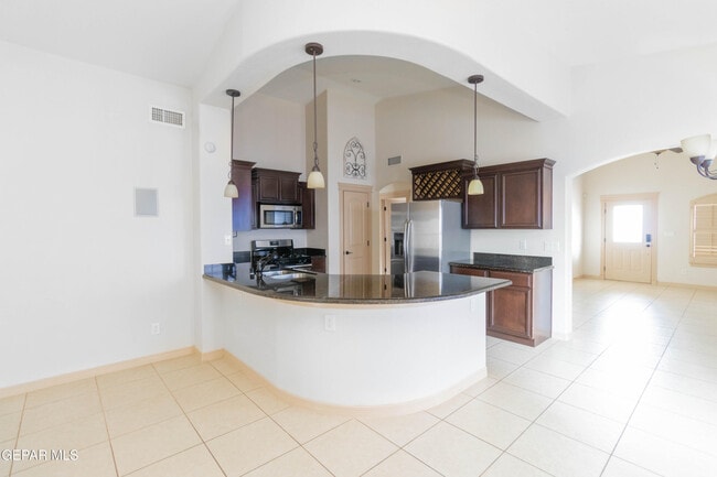 Building Photo - 5349 Jose Duran Ln