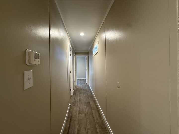 Building Photo - 109 Janice St