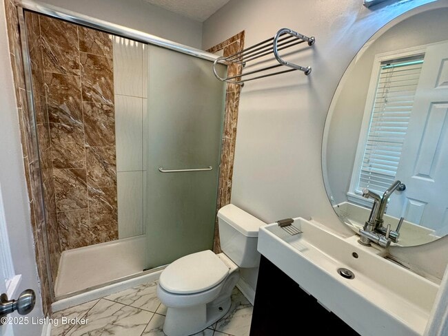 Building Photo - 9218 Axminster Dr