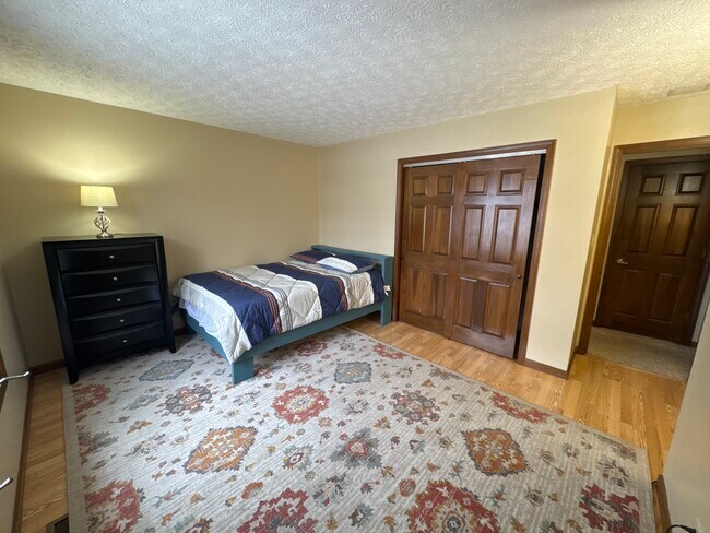 Building Photo - 9229 Westdrum Ct