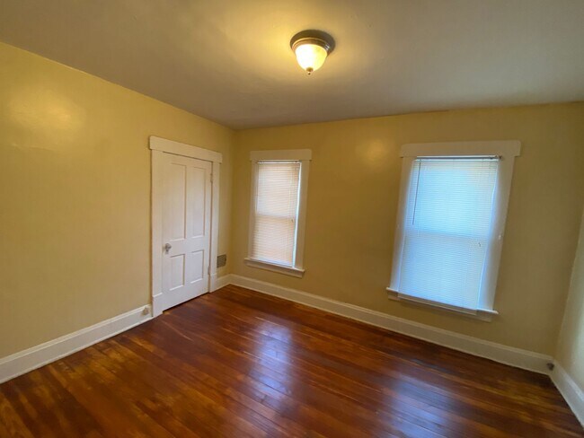 Building Photo - W Maynard Ave 50-52 RGI
