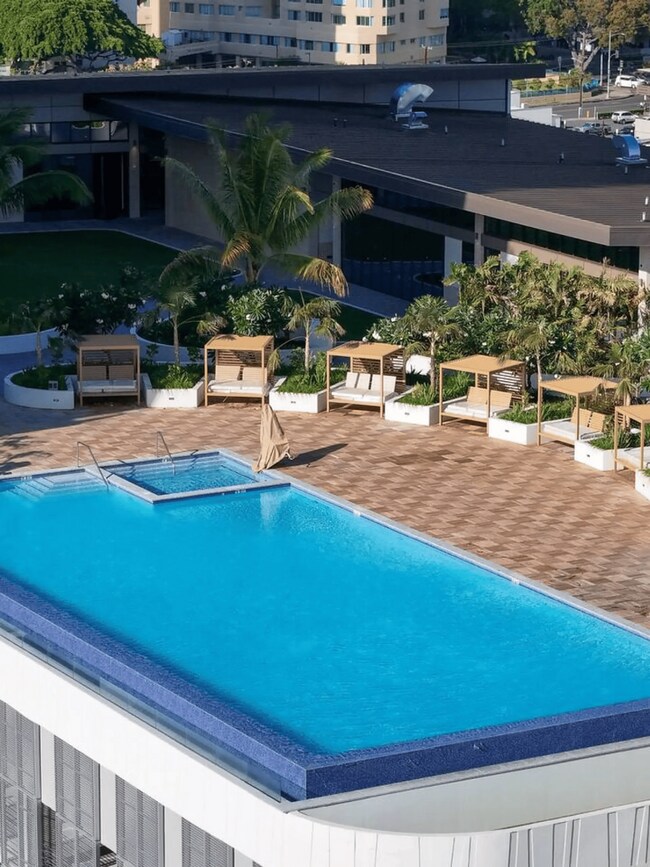 Building Photo - High-Rise Retreat | Panoramic Ocean & City Views