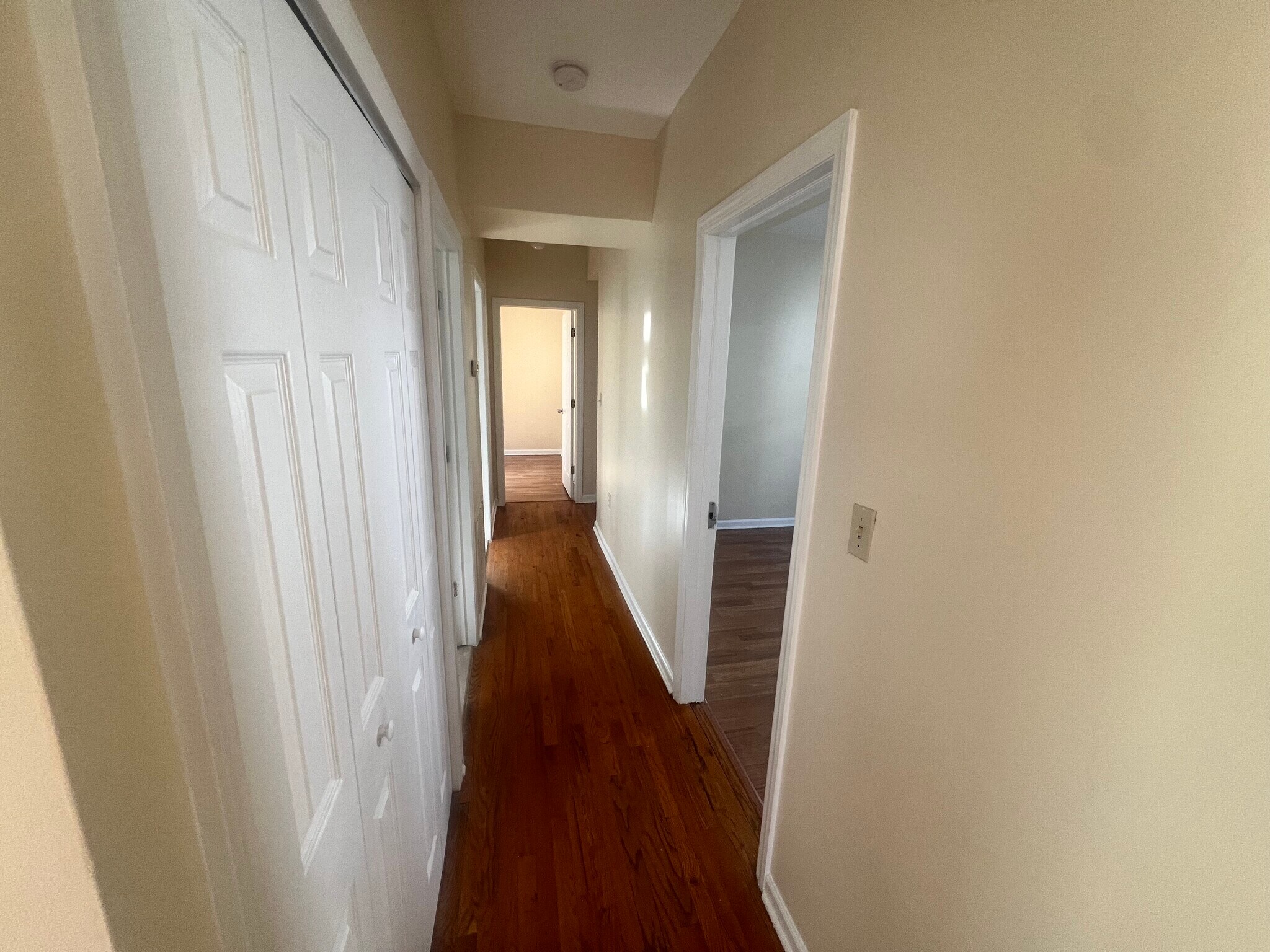 Hallway - 895 S 18th St