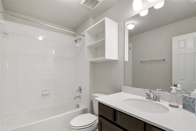 Building Photo - 9711 Turquoise Sky Ct