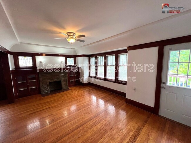 Building Photo - 2730 N 47th St