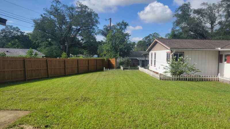 Building Photo - 110 Trafford Ave