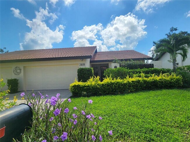 Primary Photo - 3409 Montilla Ct