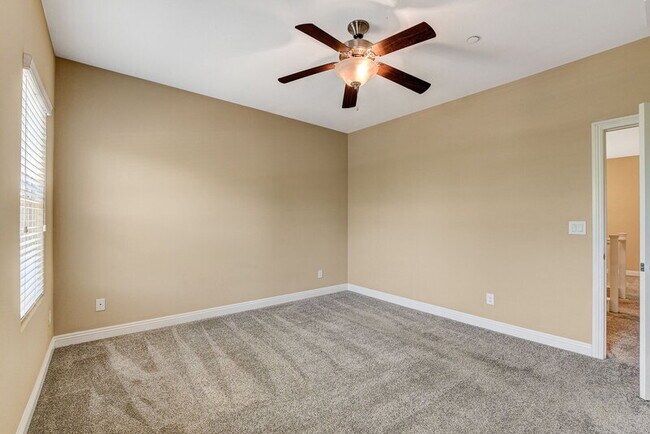 Building Photo - 1074 Fish Pond Ave