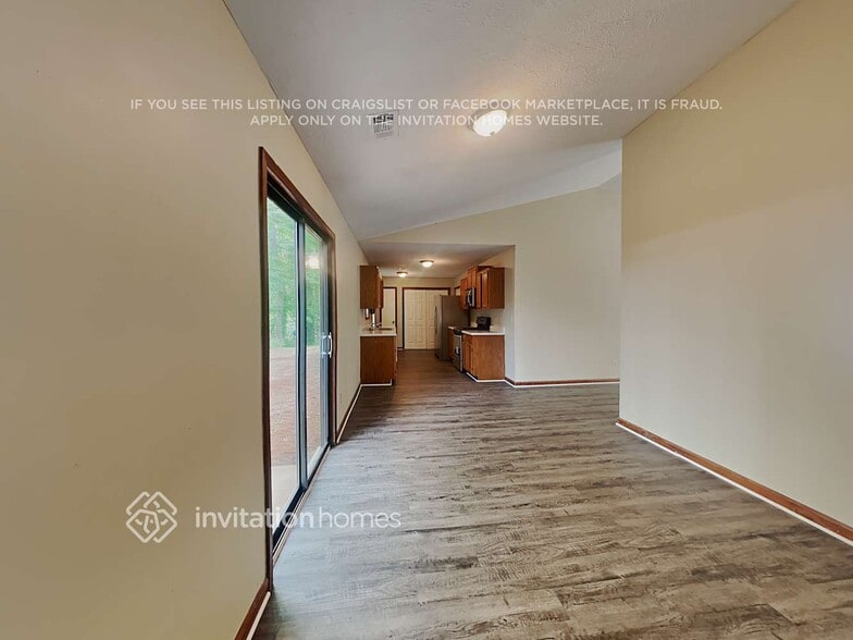 Building Photo - 227 Colemans Bluff Dr