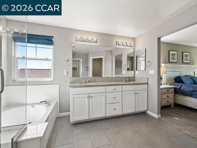 Building Photo - 5525 Mossy Stone Way