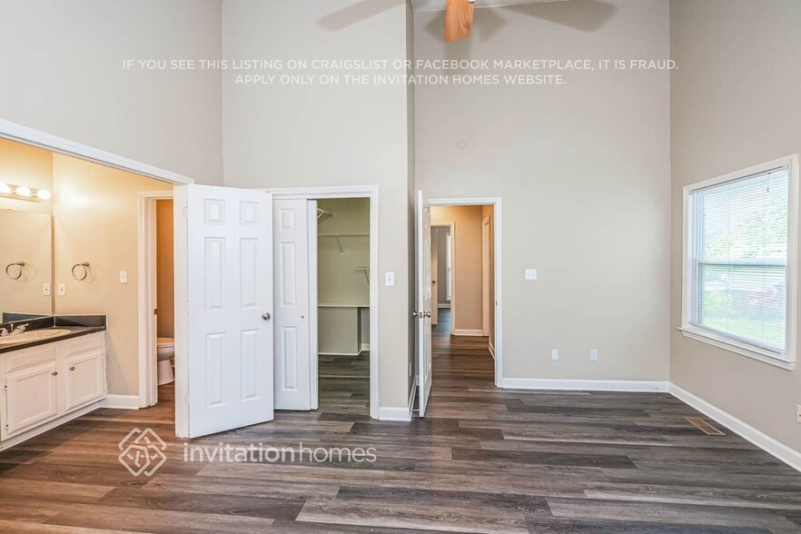 Building Photo - 2704 Kempsford Pl