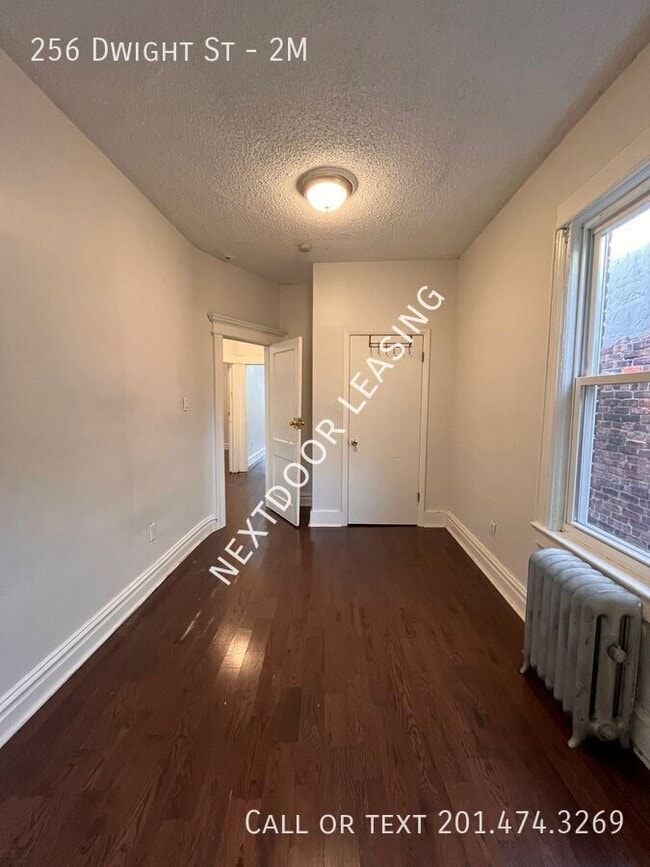 Building Photo - 256 Dwight St